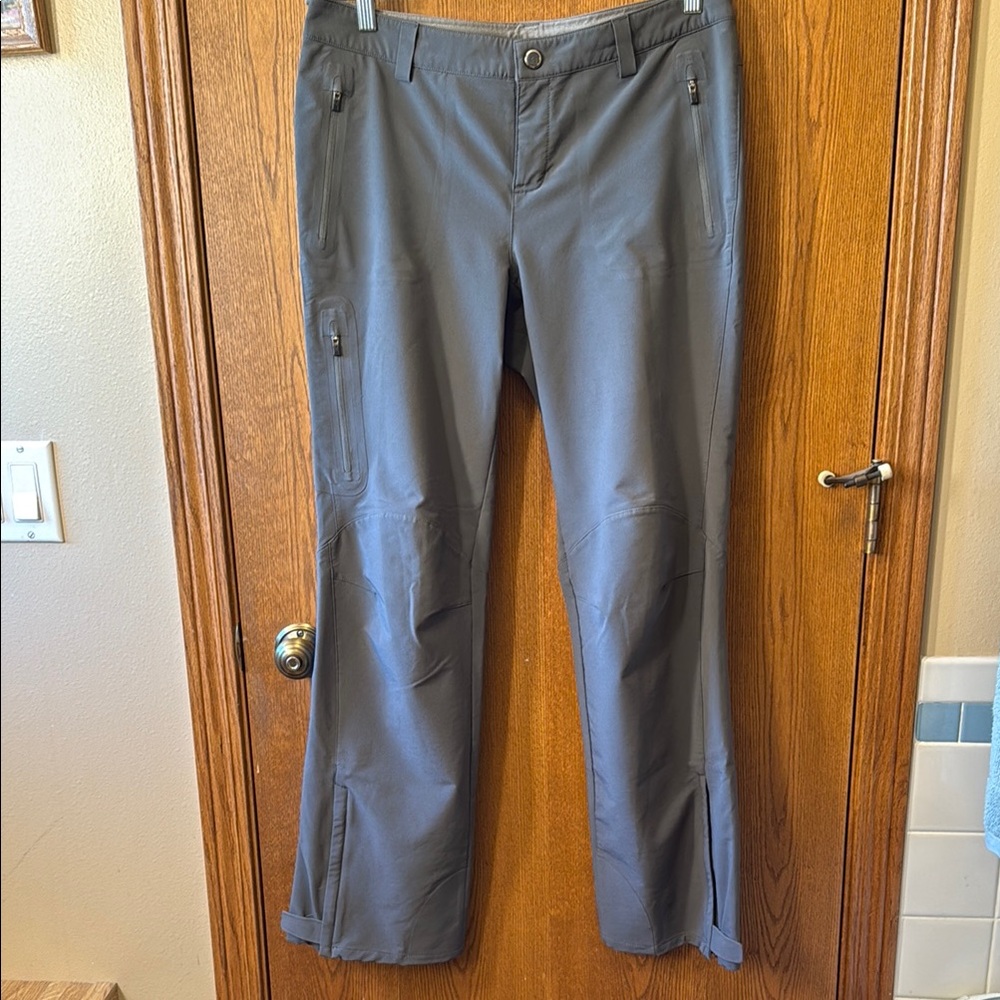 REI Hiking pants bootcut Zipper bottom